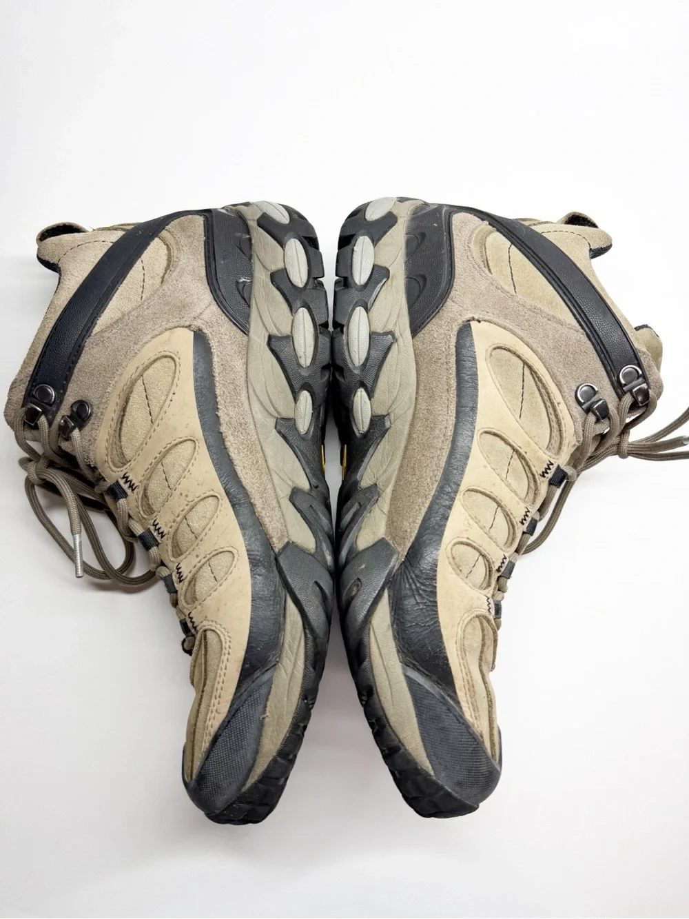 Merrell Refuge Core Mid Waterproof Vibram Sole Hiking Boots Brindle Tan Size 10